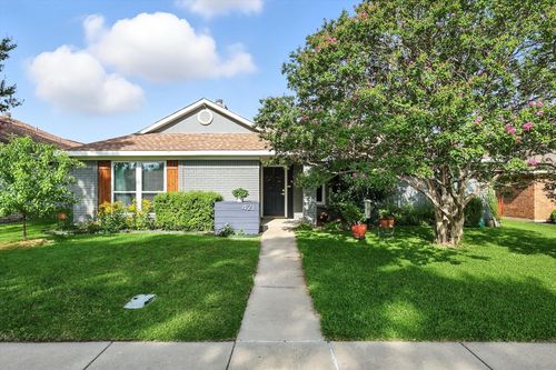 421 Phillips Dr, Coppell, TX, 75019-6042 | Card Image