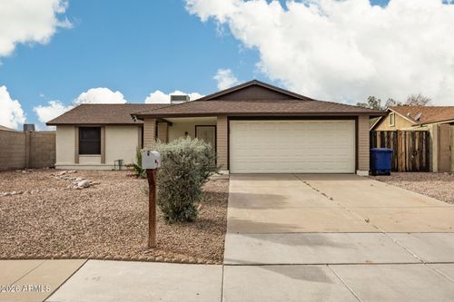 2016 N Arrowhead Dr, Chandler, AZ, 85224-2764 | Card Image