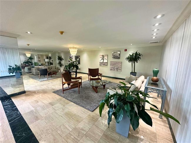 APT-1104 - 1408 Brickell Bay Dr, Condo with 1 bedrooms, 1 bathrooms and null parking in Miami FL | Image 6