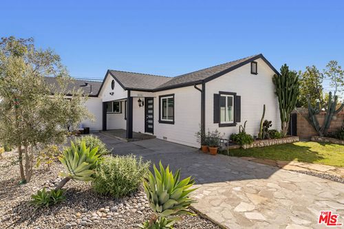 2130 El Sereno Ave, Altadena, CA, 91001 | Card Image