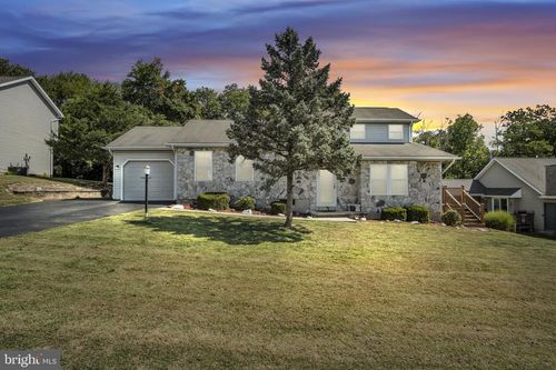 45 S Ben Hogan Dr, ETTERS, PA, 17319-9455 | Card Image