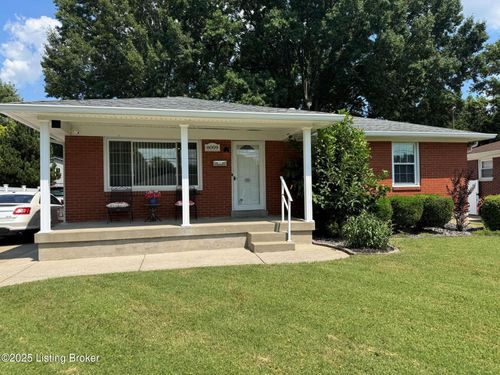 8009 Columbine Dr, Louisville, KY, 40258 | Card Image
