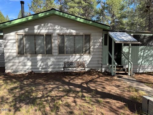 52720 Wayside Loop, La Pine, OR, 97739-9550 | Card Image
