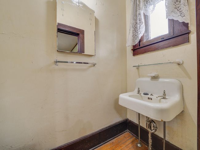 495 Nys Route 30, House other with 5 bedrooms, 2 bathrooms and null parking in Long Lake NY | Image 29