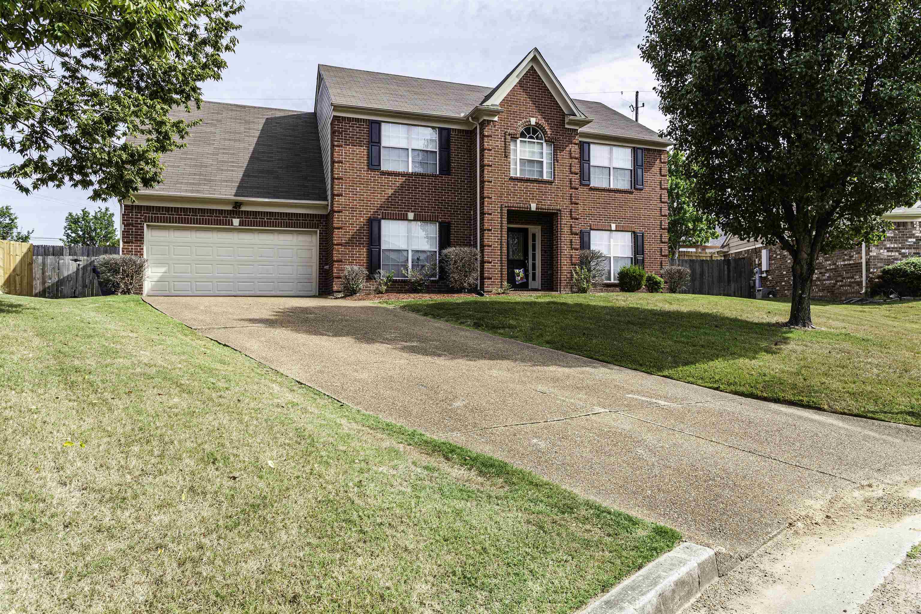 Oldham Cv, Cordova, TN 38016