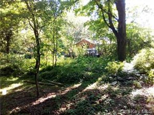 71 Honeywell Ln, Hyde Park, NY, 12538-2607 | Card Image