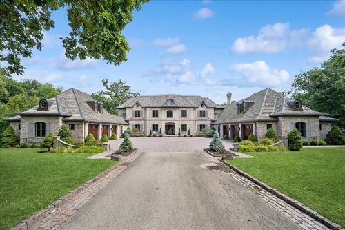 24 Bridlewood Rd, Northbrook, IL, 60062-4702 | Card Image