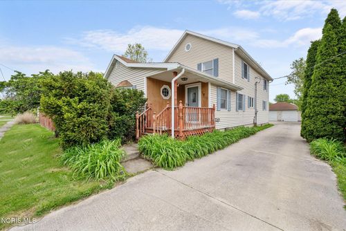 7085 N Curtice St, Curtice, OH, 43412-9350 | Card Image