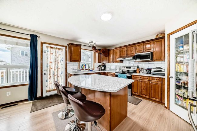 186 Saddleland Cres Ne, House other with 7 bedrooms, 4 bathrooms and 4 parking in Calgary AB | Image 9