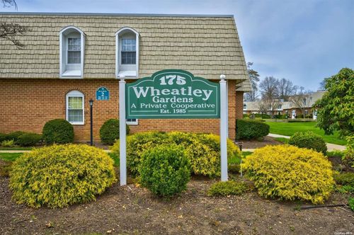 apt-122-175 Main Ave, Wheatley Heights, NY, 11798-2120 | Card Image