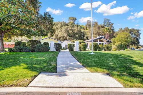 32369 Wiskon Way W, Pauma Valley, CA, 92061 | Card Image