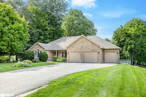 37 Paddy Dunns Cir, Springwater, ON, L9X0T1 | Card Image