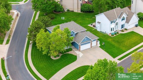 908 Wicklow Rd, Papillion, NE, 68046-7051 | Card Image