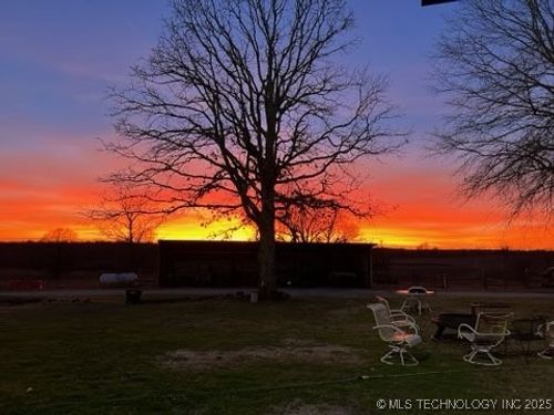554 N 4206 Rd, Hugo, OK, 74743-6930 | Card Image