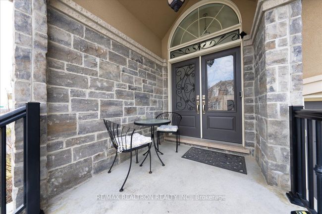13 Fairmont Ridge Trail, House other with 5 bedrooms, 4 bathrooms and 4 parking in Nobleton ON | Image 6
