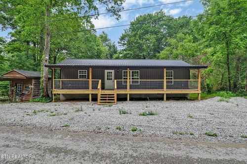 116 Joe Voiles Rd, Jamestown, TN, 38556-2584 | Card Image