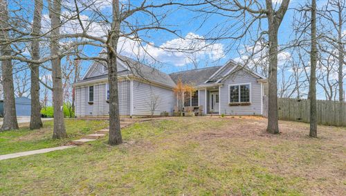 2145 Wagon Trail Rd, White Heath, IL, 61884-9313 | Card Image