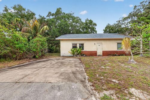 968 Ne Kubin Ave, Jensen Beach, FL, 34957-6122 | Card Image