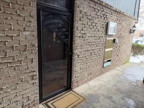 apt-111-3505 Lodge Ln, Louisville, KY, 40218-2765 | Card Image