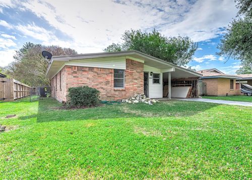 2809 5th Ave N, Texas City, TX, 77590-6905 | Card Image