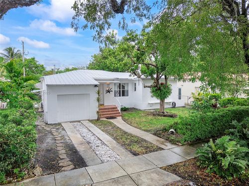 2121 Sw 20th St, Miami, FL, 33145-2603 | Card Image