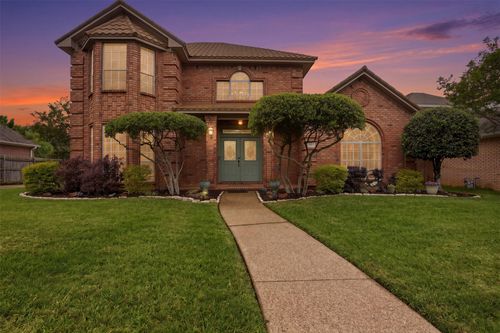 6706 Nantucket Ln, Arlington, TX, 76001-5512 | Card Image