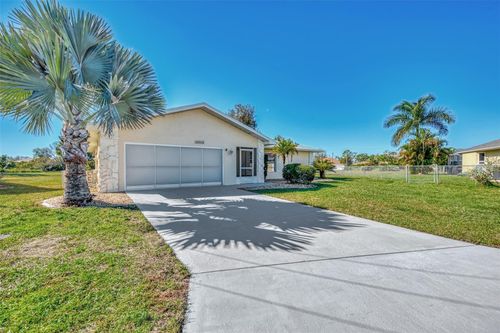 2233 Yeoman Ct, Punta Gorda, FL, 33983-2644 | Card Image