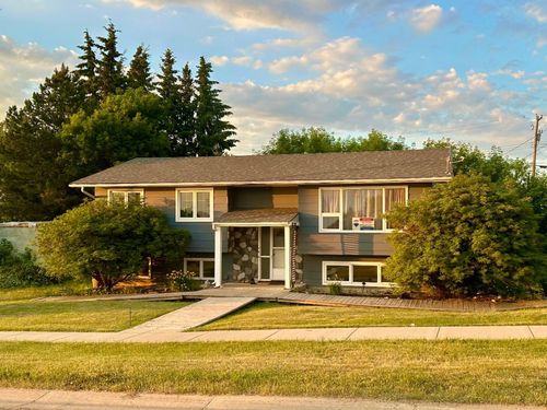 10303 101 St Street, Lac La Biche, AB, T0A2C0 | Card Image