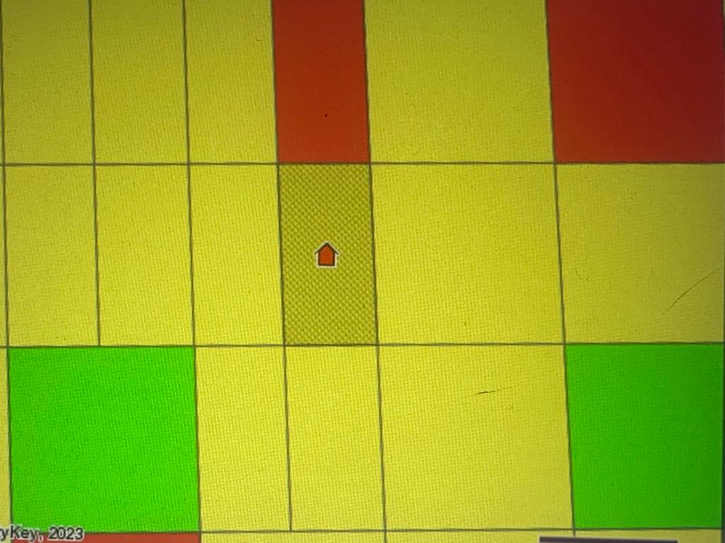 Land in Deland