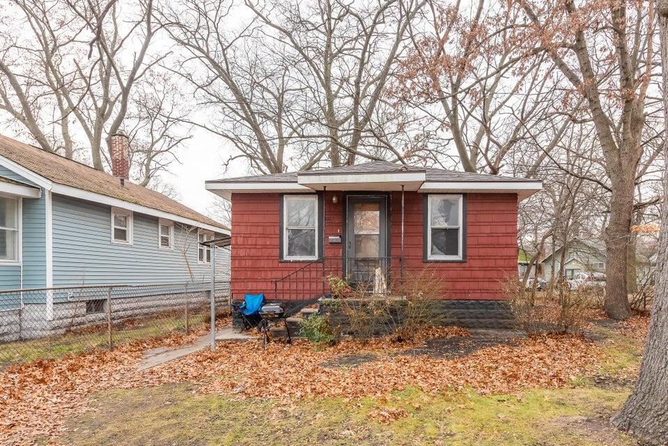 Mason Blvd, Muskegon, MI 49444
