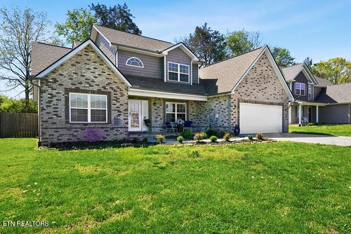 7441 Peony Dr, Knoxville, TN, 37918-6174 | Card Image