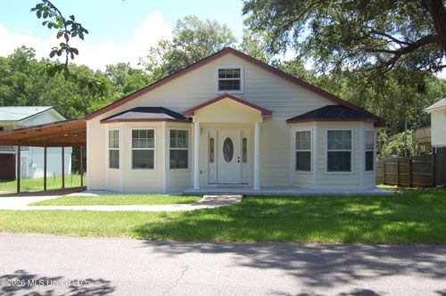 1106 Resca De La Palma St, Pascagoula, MS, 39567-1256 | Card Image