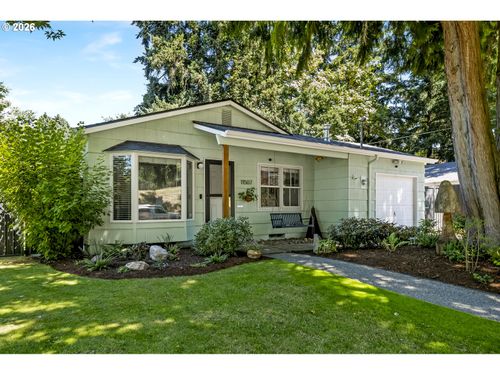 11507 Se Yamhill St, Portland, OR, 97216-3843 | Card Image