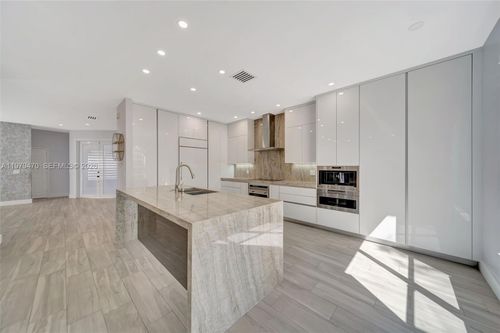 16340 Sw 26th St, Miramar, FL, 33027-4411 | Card Image