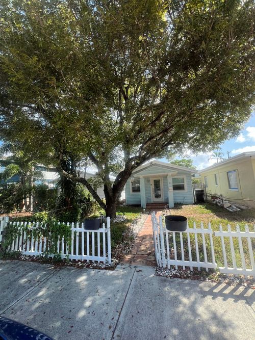 616 N K St, Lake Worth Beach, FL, 33460-3024 | Card Image