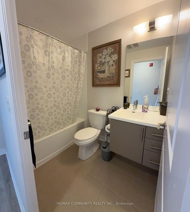 419 - 121 Highway 8, Condo with 3 bedrooms, 2 bathrooms and null parking in Hamilton ON | Image 7