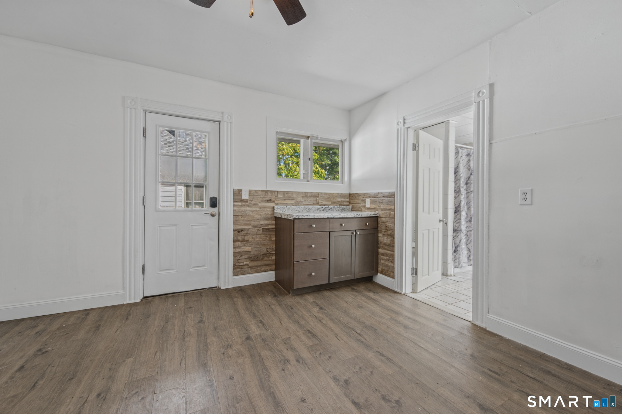 Residential Lease in Torrington 3