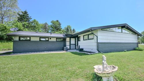 2020 Winding Trl, Springfield, OH, 45503-2852 | Card Image