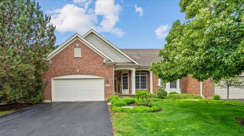 4053 Honeymoon Rdg, Lake In The Hills, IL, 60156-6502 | Card Image