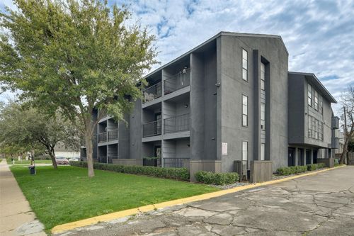 210-2722 Throckmorton St, Dallas, TX, 75219-6215 | Card Image
