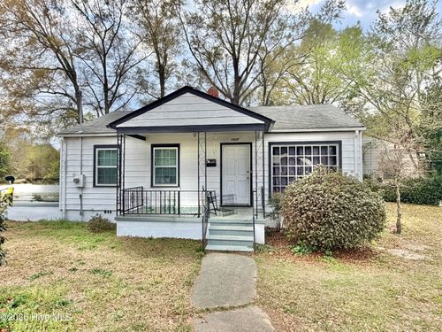 1025 E Caswell Street, Kinston, NC, 28501 | Card Image