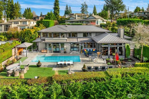 9600 Ne 28th Street, Clyde Hill, WA, 98004 | Card Image