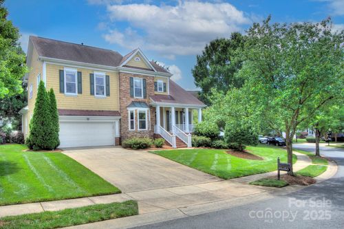 8044 Hawk Crest Ct, Charlotte, NC, 28270-9532 | Card Image