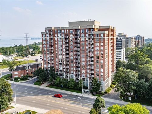 401-442 Maple Ave, Burlington, ON, L7S2L7 | Card Image