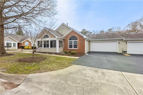 111 Pond Vw, Yorktown, VA, 23692-3285 | Card Image