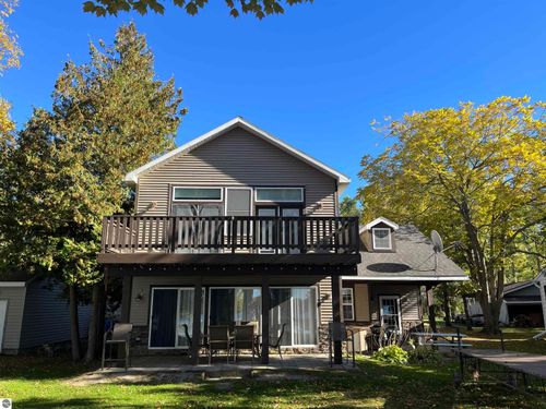 4524 Evergreen Dr, Greenbush, MI, 48738-9705 | Card Image