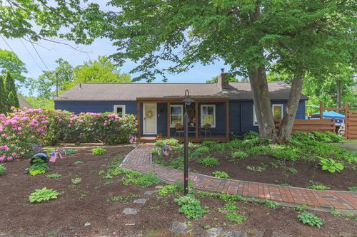 17 Island Pond Rd, Hampstead, NH, 03841-2031 | Card Image
