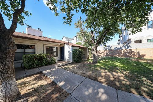 unit-5-3135 N 38th St, Phoenix, AZ, 85018-6365 | Card Image