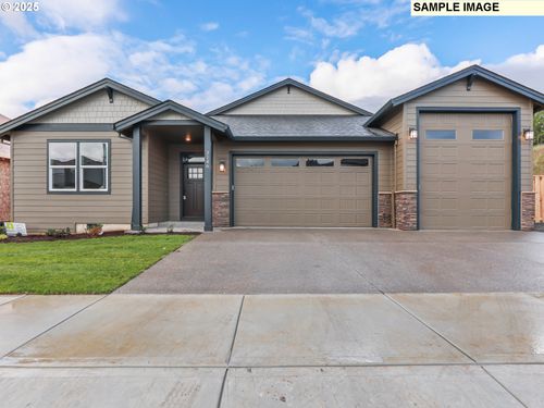 12-1570 Estacada Vlg, Estacada, OR, 97023 | Card Image