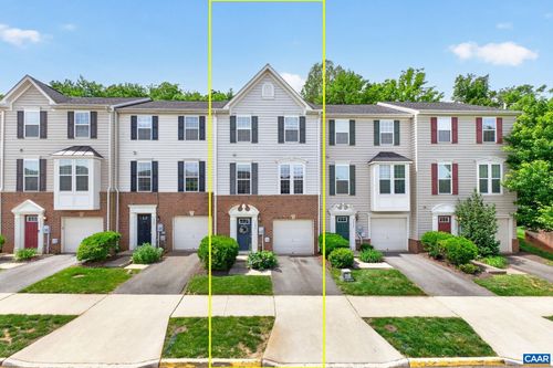 1997 Asheville Dr, CHARLOTTESVILLE, VA, 22911-3570 | Card Image